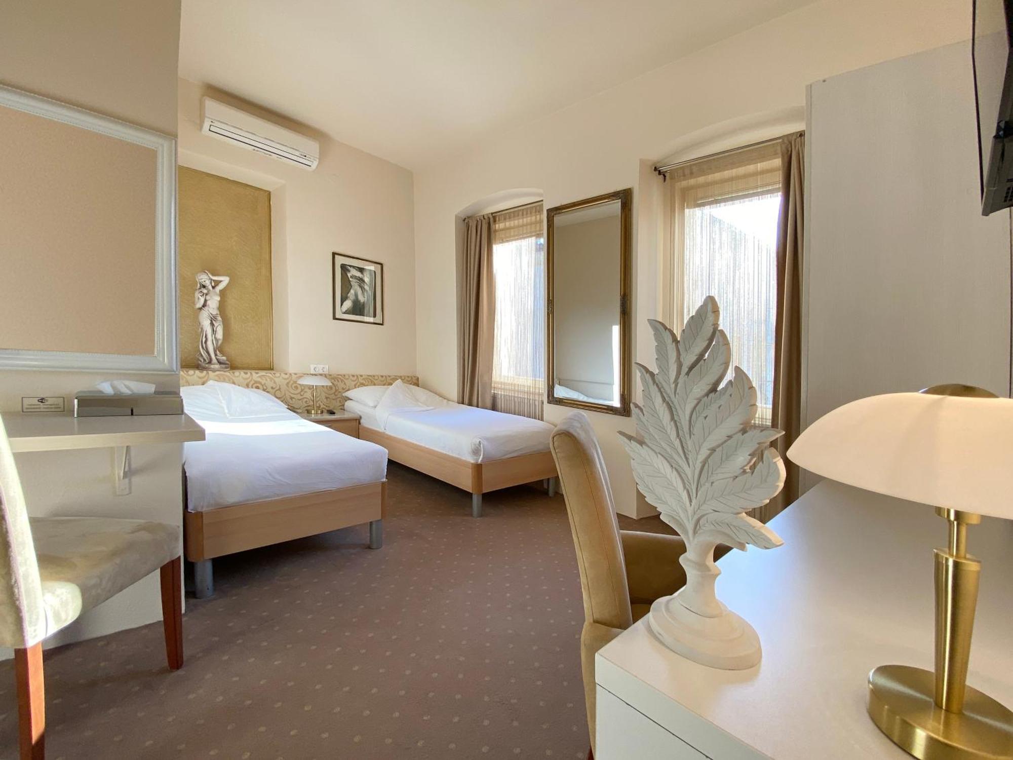 Shangri La Mansion Mostar Ngoại thất bức ảnh